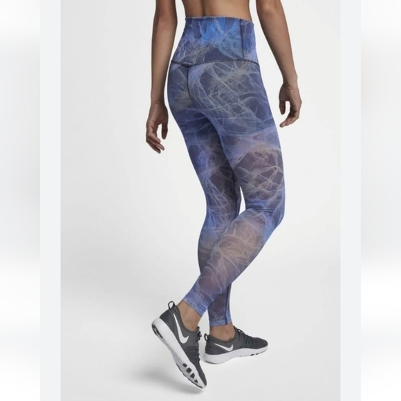 NIKE Power Training Dri-Fit Leggings, Mesh Over Shorts, Size Large - Picture 3 of 12